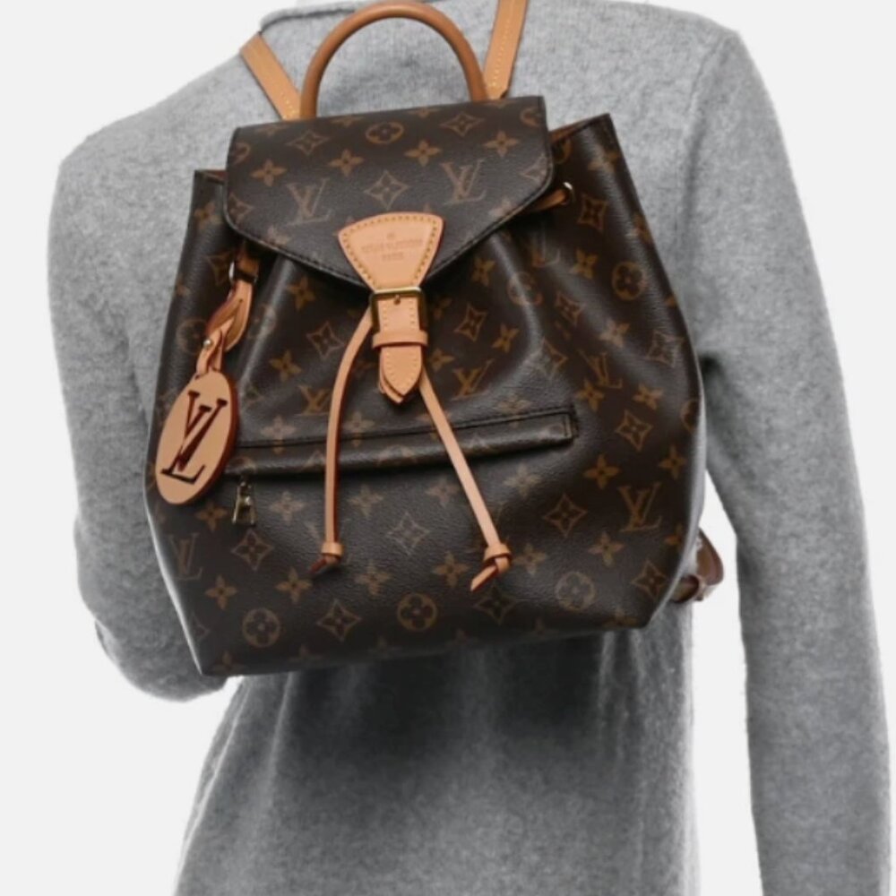 🤩😍🌟 SUPER CONDITION*AUTHENTIC Louis Vuitton Montsouris PM Backpack Monogram‼️